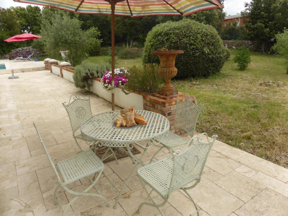 Le Manoir De Flassans Bagian luar foto
